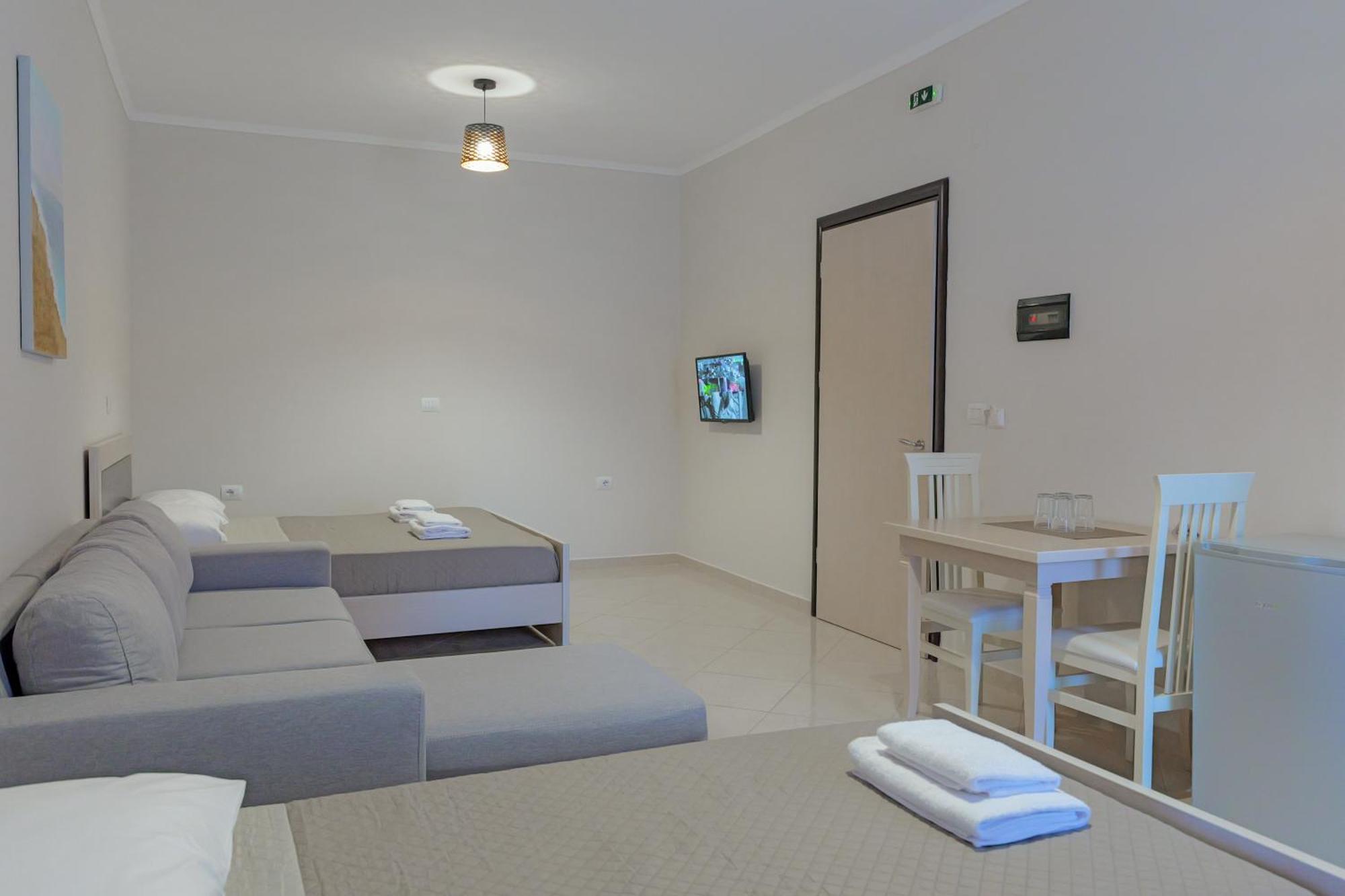 Deja Vu Hotel Ksamil